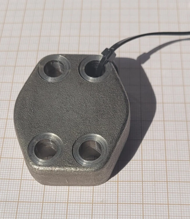 CZ-76 Kołnierz zaślepiający SAE BA0056462 – zaślepka hydrauliczna2.jpeg
