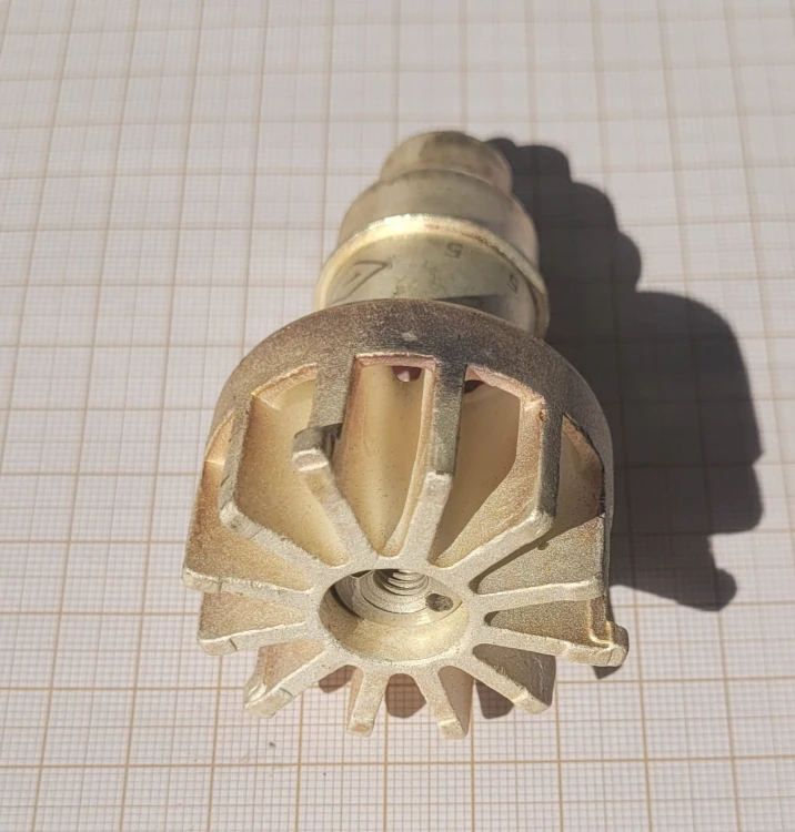 L-196 Lampa generatorowa GI-15B (ГИ-15Б) – 1984 r., radziecka, używana2.jpeg