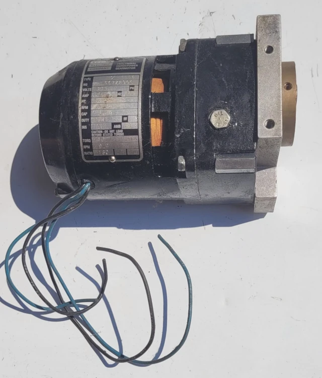 EL-141 Silnik z przekładnią Bodine Electric NCI-13D4 – 115V .jpeg