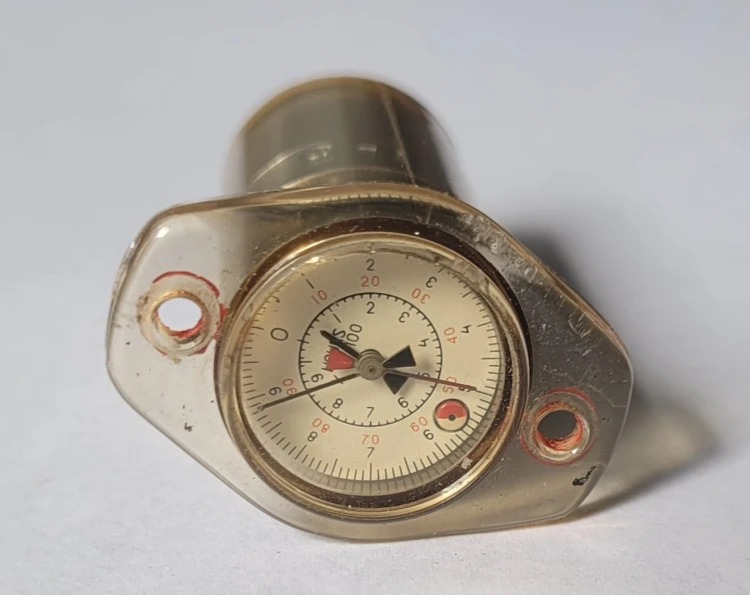 TL-86 Licznik godzin pracy ESV-3 – elektromechaniczny licznik motogodzin.jpeg