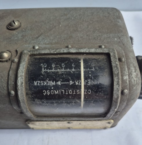 R-85 Blok strojenia anteny R-113 R-123 – radiostacja wojskowa2.jpeg