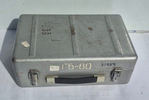 S-32 Skrzynia wojskowa aluminiowa  35 x 23,5 x 12,5cm.jpeg