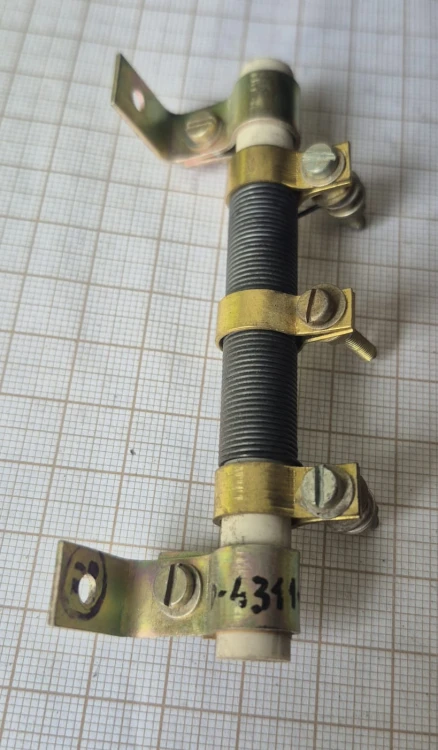 CR-65 Rezystor dużej mocy 1,6 Ω.jpeg