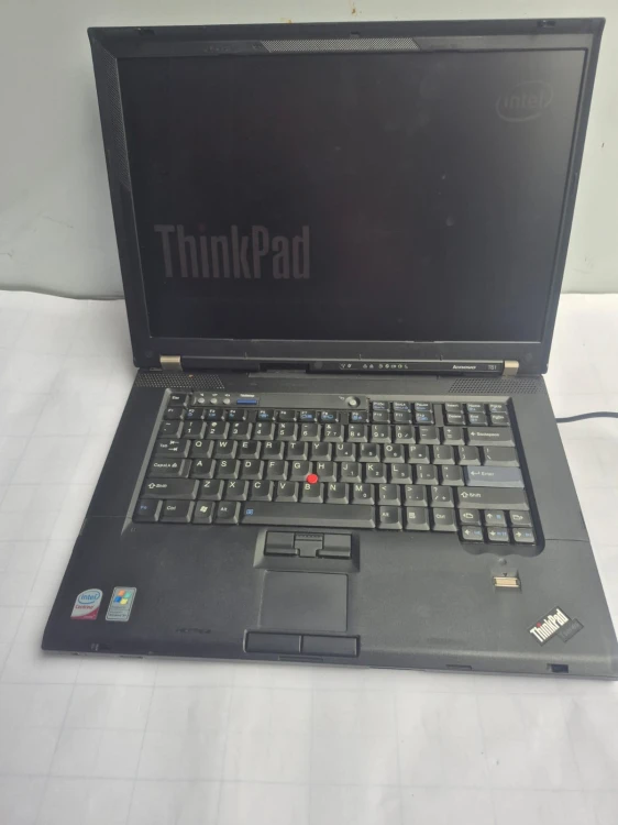 INN-256 Laptop Lenovo ThinkPad – komputer przenośny.jpeg