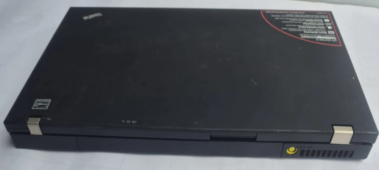 INN-256 Laptop Lenovo ThinkPad – komputer przenośny7.jpeg