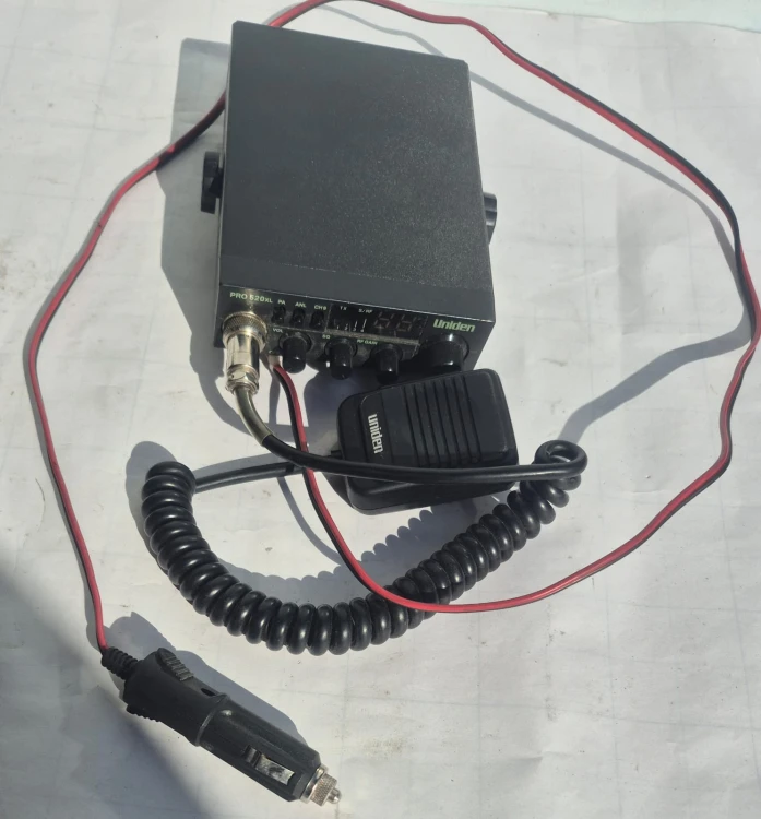R-89 Uniden PRO 520XL – CB radio 40 kanałów z anteną2.jpeg