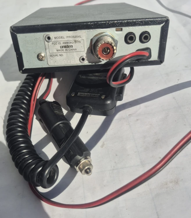 R-89 Uniden PRO 520XL – CB radio 40 kanałów z anteną3.jpeg