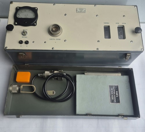 N-39 Radziecki częstotliwościomierz rezonansowy Ч2-8 (Ch2-8) – 600–2000 MHz.jpeg