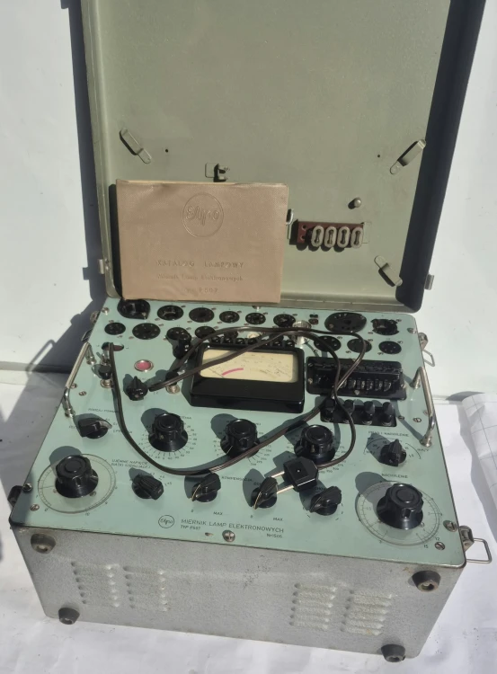 N-56 Miernik lamp elektronowych P507.jpeg