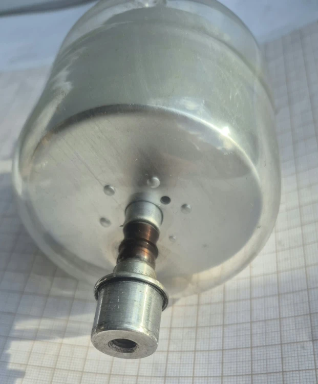 EL-164 Radziecki kondensator próżniowy 300 pF 15 kV – wysokonapięciowy2.jpeg