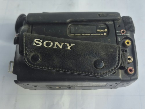 INN-283 Kamera Sony – sprzęt elektroniczny2.jpeg
