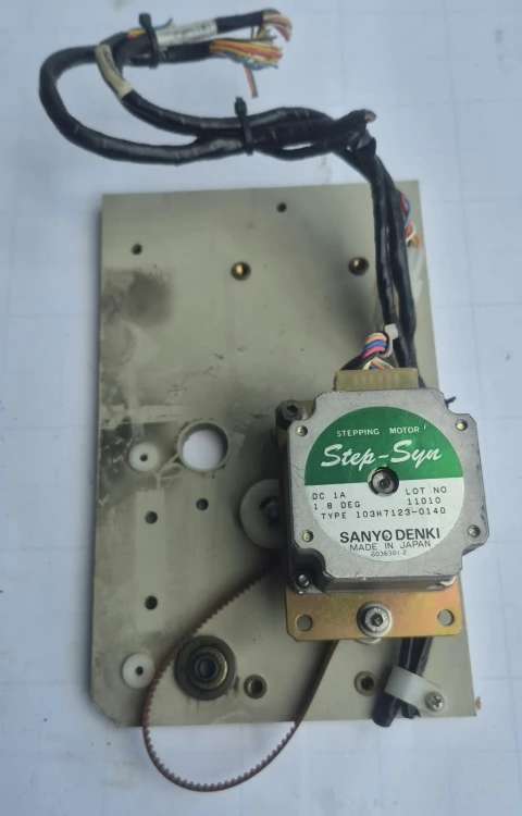 EL-168 Silnik krokowy 1 A na podstawie – napęd elektryczny'.jpeg