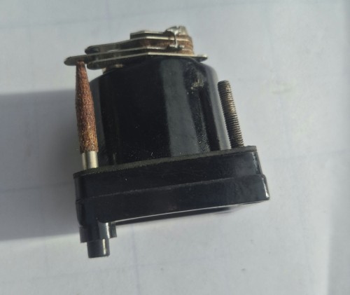 EL-169 Miniaturowy miernik wychyłowy – woltomierz analogowy2.jpeg