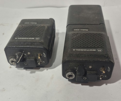 R-95 Analogowe radiotelefony przenośne Motorola Radius P200 – zestaw 2 sztuk2.jpeg