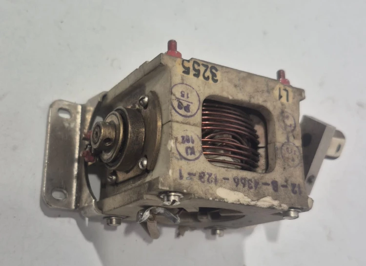 CR-78 Wariometr 6,6 µH – element regulacyjny układu elektronicznego2.jpeg