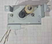 EL-191 Silnik krokowy OKI ML17A5 – ze wspornikiem montażowym i przewodami3.jpeg