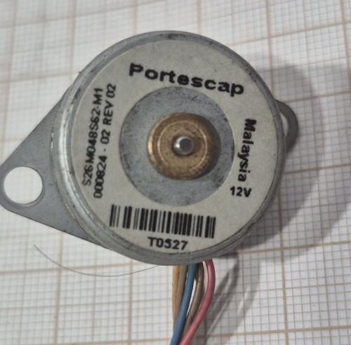EL-204 Silnik krokowy Portescap 12V2.jpeg