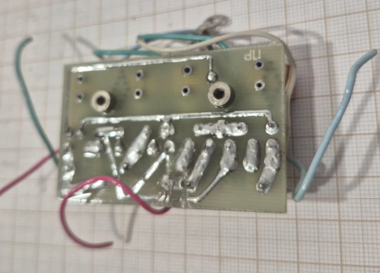EL-205 Rosyjska płytka elektroniczna z przekaźnikami RES15 – ZSRR3.jpeg
