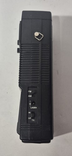R-110 Radiotelefon CB Stabo SH-6200 – przenośna radiostacja z 1979 roku2.jpeg