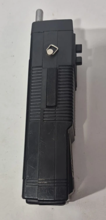 R-110 Radiotelefon CB Stabo SH-6200 – przenośna radiostacja z 1979 roku4.jpeg