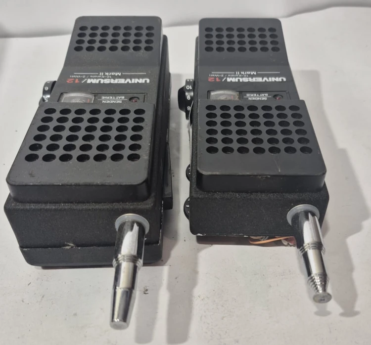 R-112 Radiotelefony CB Universum2 Mark II – vintage, lata 70. i 80.5.jpeg