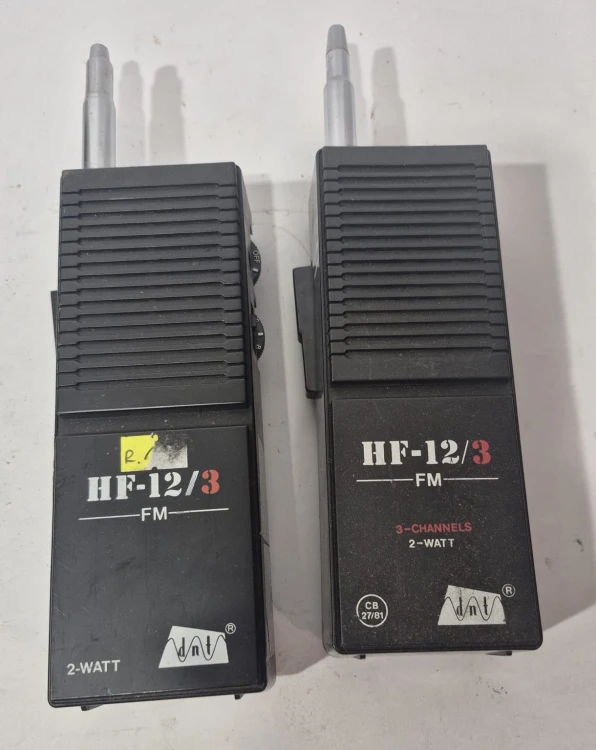 R-115 Para radiotelefonów CB DNT HF-12.3 FM – walkie-talkie vintage.jpeg