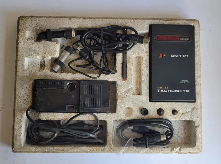 INN-33 tachometr multi.jpeg