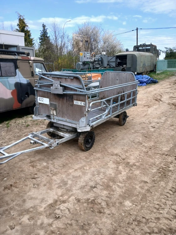 P-1 przyczepka do przewozu bagaży3.jpeg