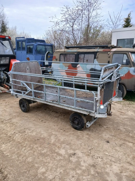 P-1 przyczepka do przewozu bagaży4.jpeg