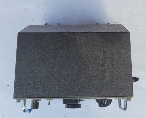 R-14 Skrzynka antenowa SA-1302 - tuner wojskowy2.jpeg