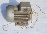 CZ-5Silnik elektryczny Tamel SZJe 0,75 kW - trójfazowy.jpeg