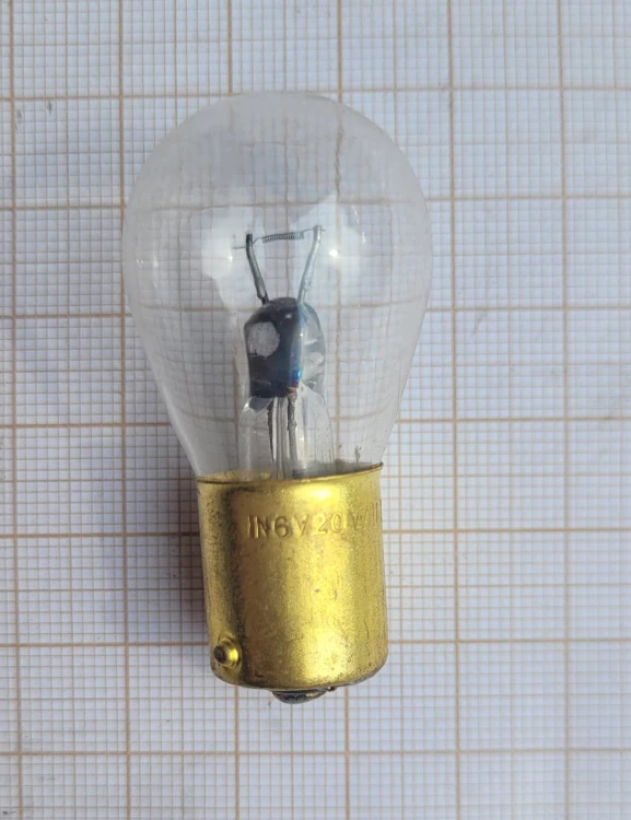 EL-24 żarówka 6V 20W .jpeg