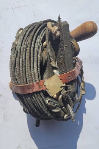 M-4 odciąg do masztu radiostacji2.jpeg