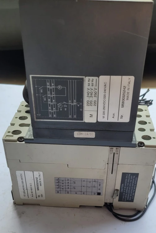 EL-26 ABB SACE S3D + napęd silnikowy - rozłącznik obciążenia2.jpeg