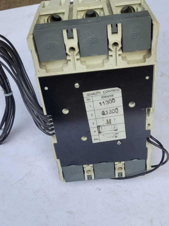 EL-26 ABB SACE S3D + napęd silnikowy - rozłącznik obciążenia5.jpeg