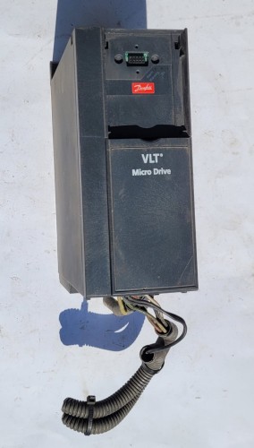 EL-29 Falownik Danfoss VLT Micro Drive FC-051 4kW – 3x400V, 9A.jpeg