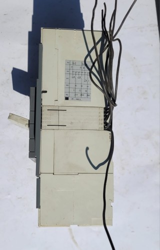 EL-27 Wyłącznik mocy ABB SACE Isomax S6H - MCCB, 3-fazowy1.jpeg