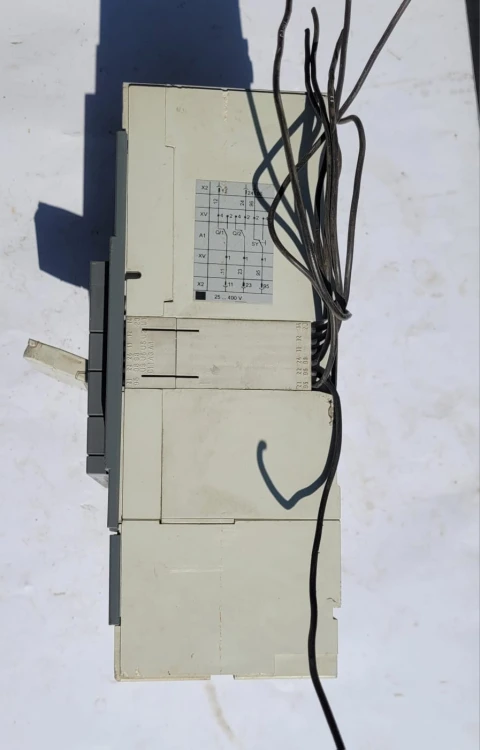 EL-27 Wyłącznik mocy ABB SACE Isomax S6H - MCCB, 3-fazowy1.jpeg