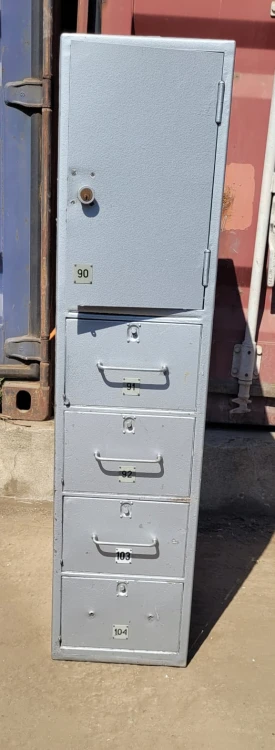 INN-58 Regał warsztatowy 132 x 68 x 32 cm.jpeg