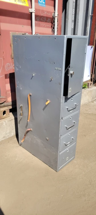 INN-58 Regał warsztatowy 132 x 68 x 32 cm3.jpeg