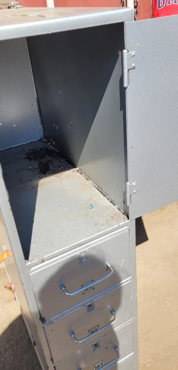 INN-58 Regał warsztatowy 132 x 68 x 32 cm4.jpeg