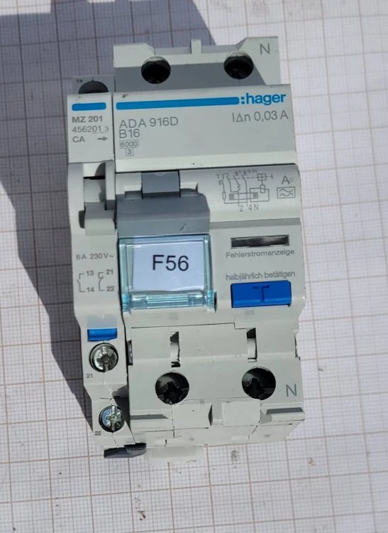 EL-34 RCBO Hager ADC916D – B16 30mA 6kA (różnicówka + nadprądowy).jpeg