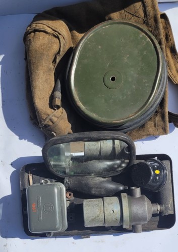 CZ-6 Zestaw części i wyposażenia do samochodu Zil Ural Gaz.jpeg