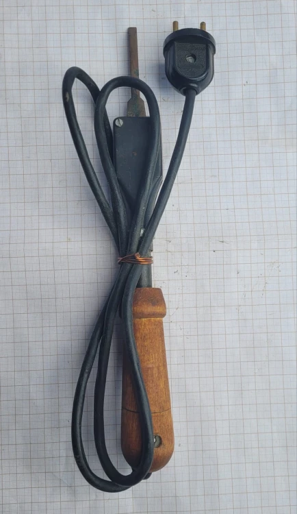 EL-38 Zabytkowa lutownica kolbowa PRL – 42V 60W 2.jpeg