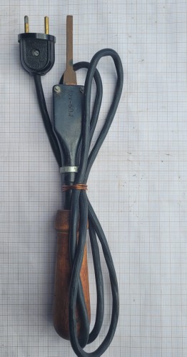EL-38 Zabytkowa lutownica kolbowa PRL – 42V 60W.jpeg