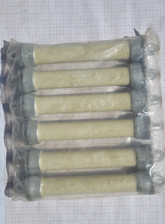 CR-19 Izolator antenowy izolator do odciągów – 21 cm.jpeg