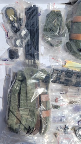 R-16 Pakiet części zapasowych i wyposażenia do radiostacji R 107 2.jpeg