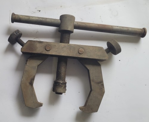 INN-76 Ściągacz do łożysk 2-ramienny – narzędzie warsztatowe.jpeg