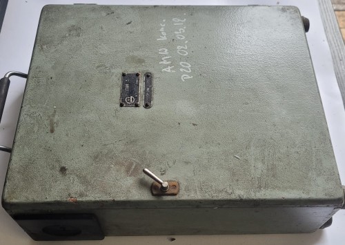 INN-78 Zestaw laboratoryjny do analizy gazów AW-3 – przenośny, vintage PRL 2.jpeg