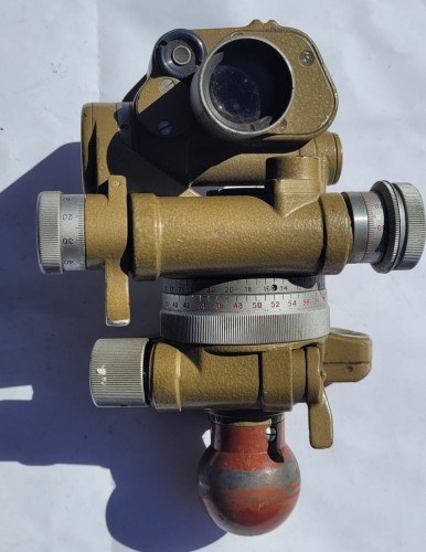 INN-80 Peryskopowy kątomierz-busola artyleryjska PAB-2 – sprzęt wojskowy 3.jpeg